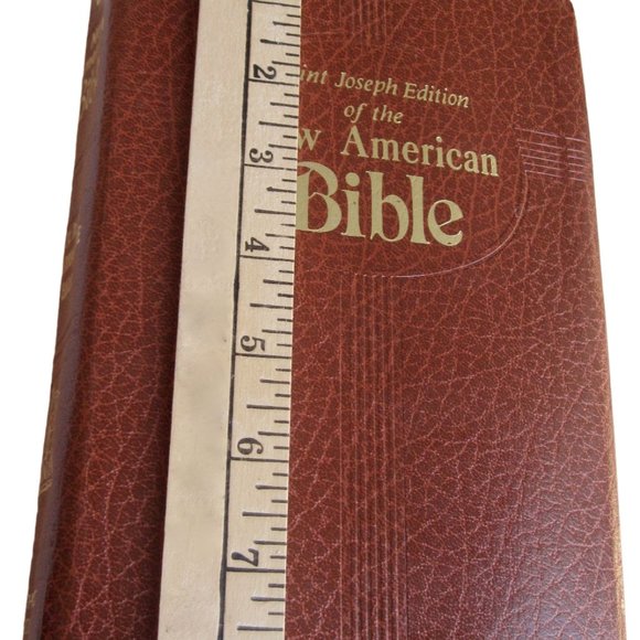 St Joseph Edition NAB New American Bible Medium Size Color Illustrated 1970s - Picture 2 of 10